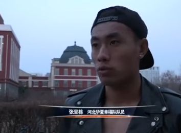 Sportitalia报道，AC米兰正在考察博洛尼亚主帅蒂亚戈-莫塔。